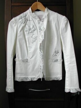 Rebecca Taylor Summer Ruffle Jacket — Size 2 | White/Silver | NYC Boutique